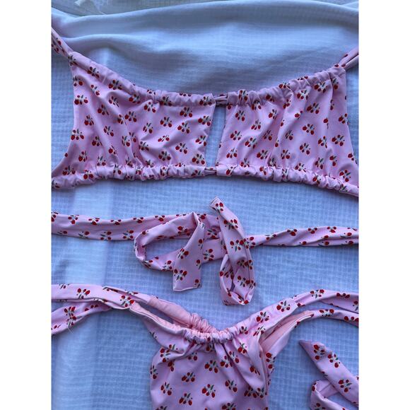 Frankies Bikinis Pink Red Strawberries Ruched Bathing Suit X Large $195 NWT - Picture 5 of 16